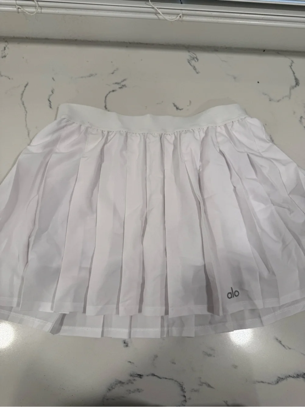 ALO Yoga white pleated